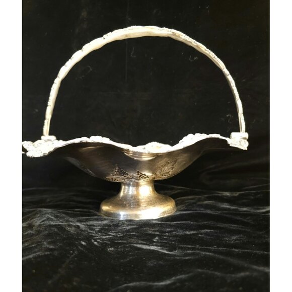 Antique Ornate Silver-Plated Pedestal Basket With Floral & Grapevine Design Scal - Picture 6 of 11